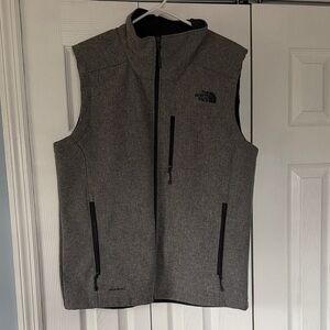 The North Face Men's Grey Soft Shell Vest